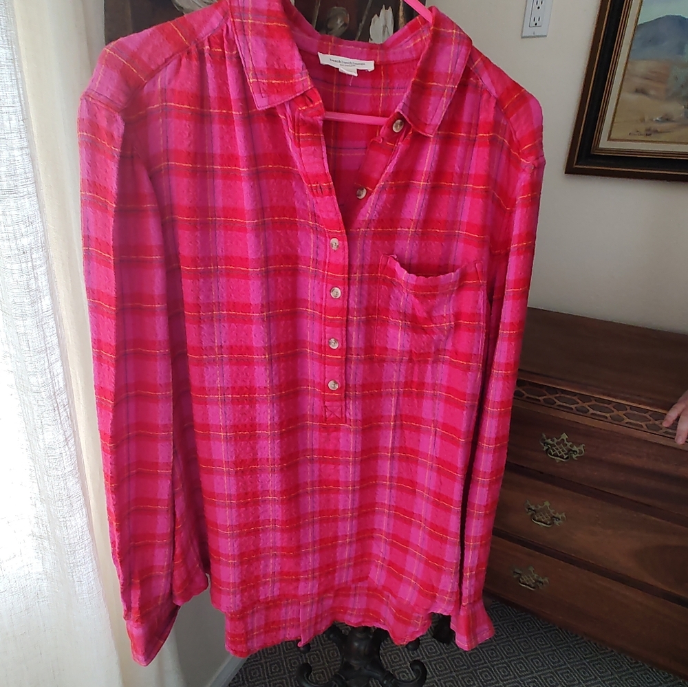 Beach Lunch Lounge shirt Size L